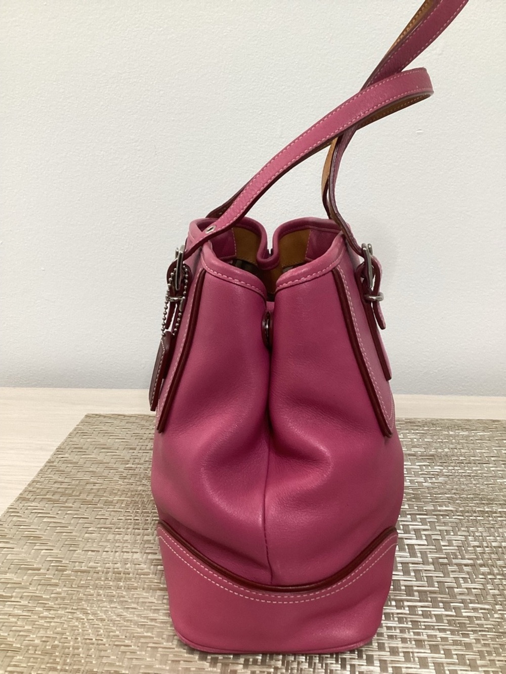 Vintage 2006 Coach Hampton Classic Pink Leather Tote Bag - Picture 3 of 9